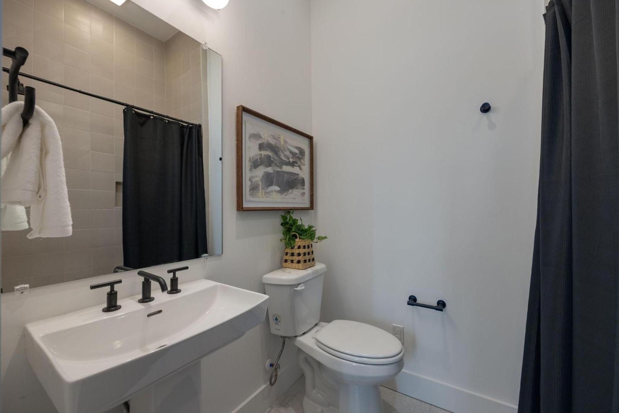 Nashville - 1400 Napoleon St. 외부 사진
